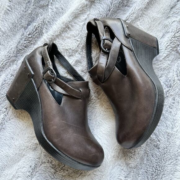 Dansko Bootie Brown Leather 3.5” Wedge Heel Franka Shoes 37 6.5 US Buckle 8186 - Picture 1 of 11